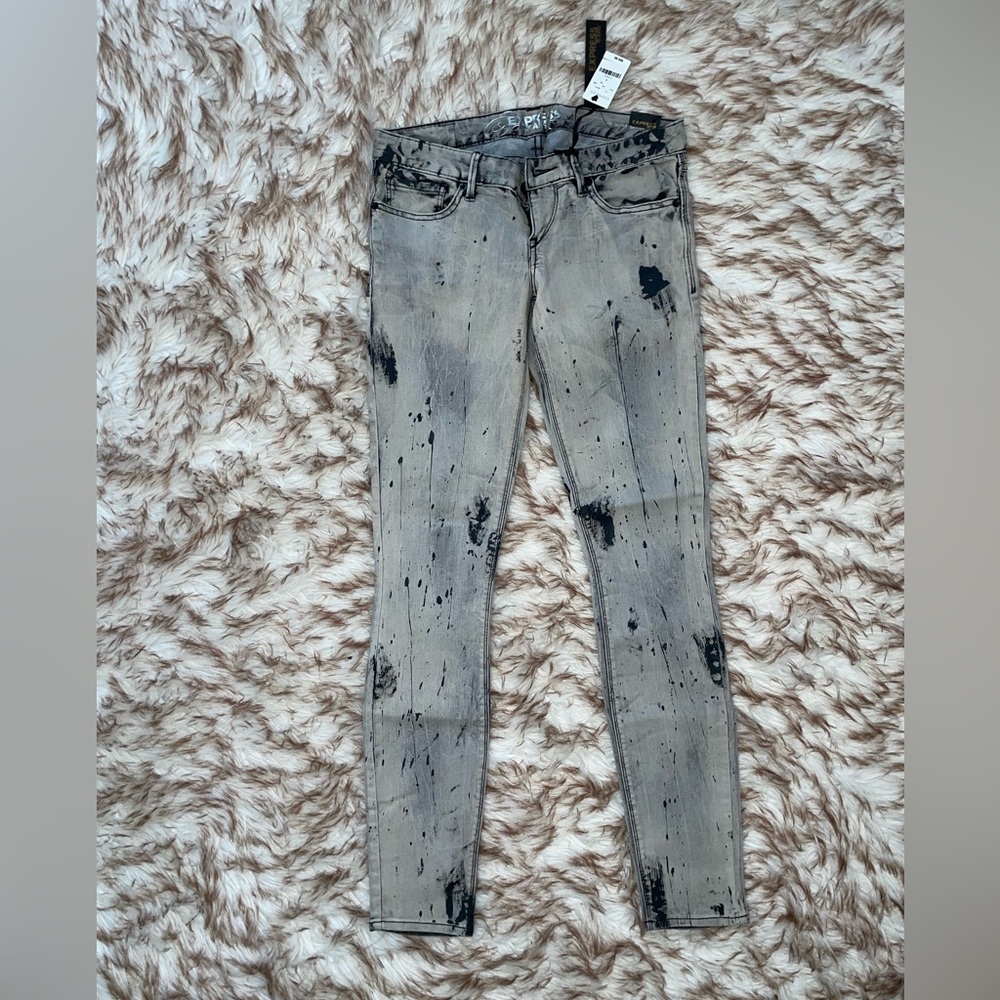 Express Jeans.  Zelda Ultra Skinny Jeans